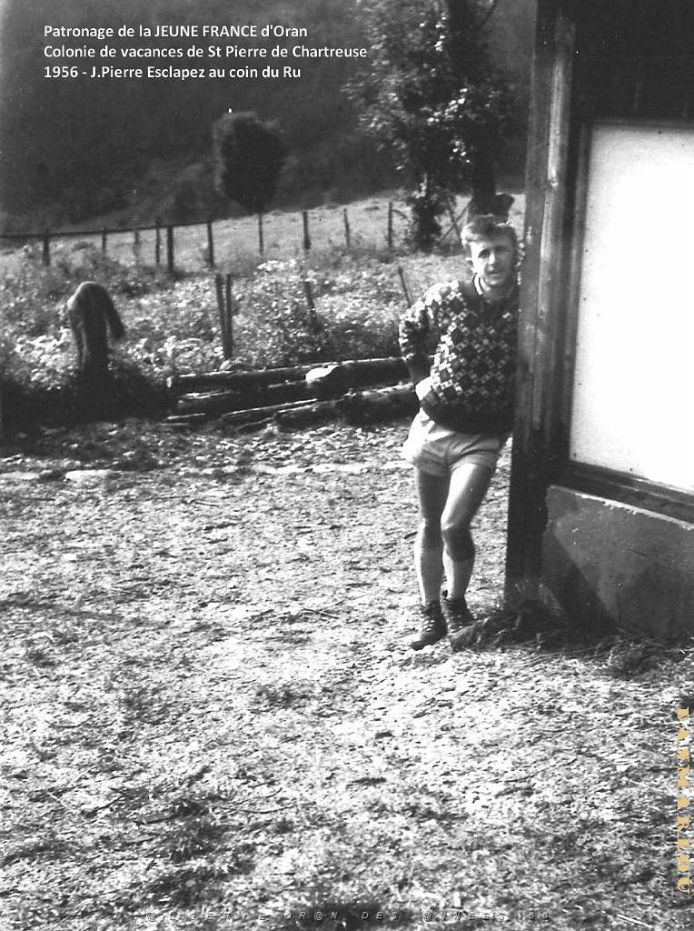 COLO JEUNE FRANCE 1956 J.Pierre Esclapez au coin du Ru.jpg
